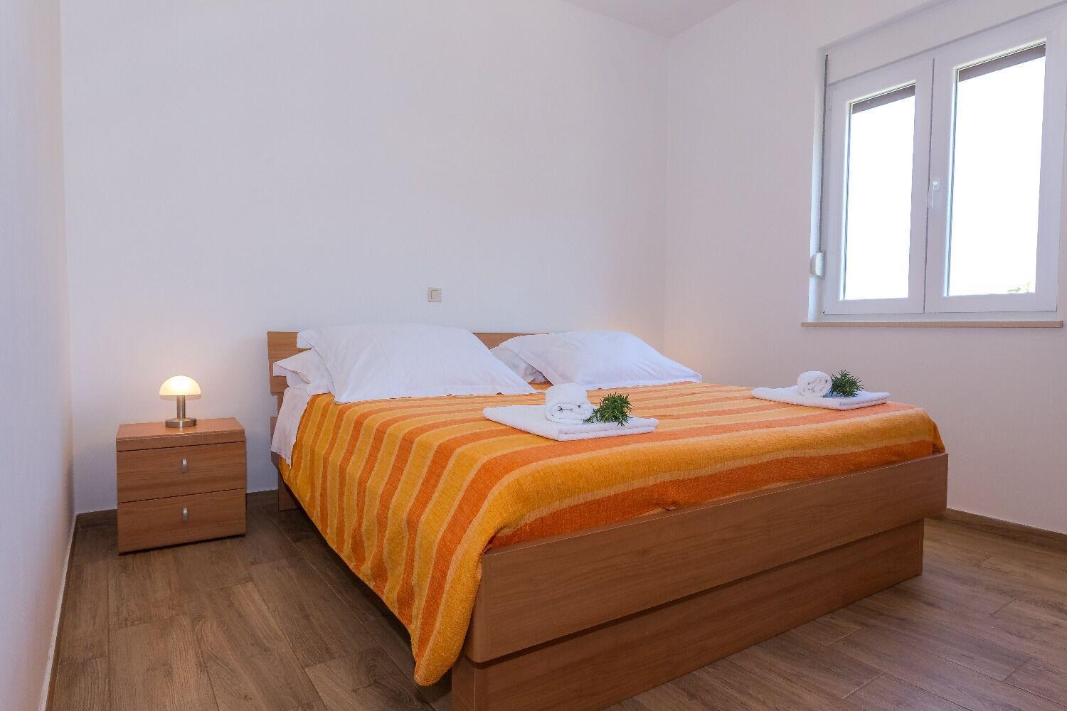 Apartments Zvone1 韦利拉特 外观 照片